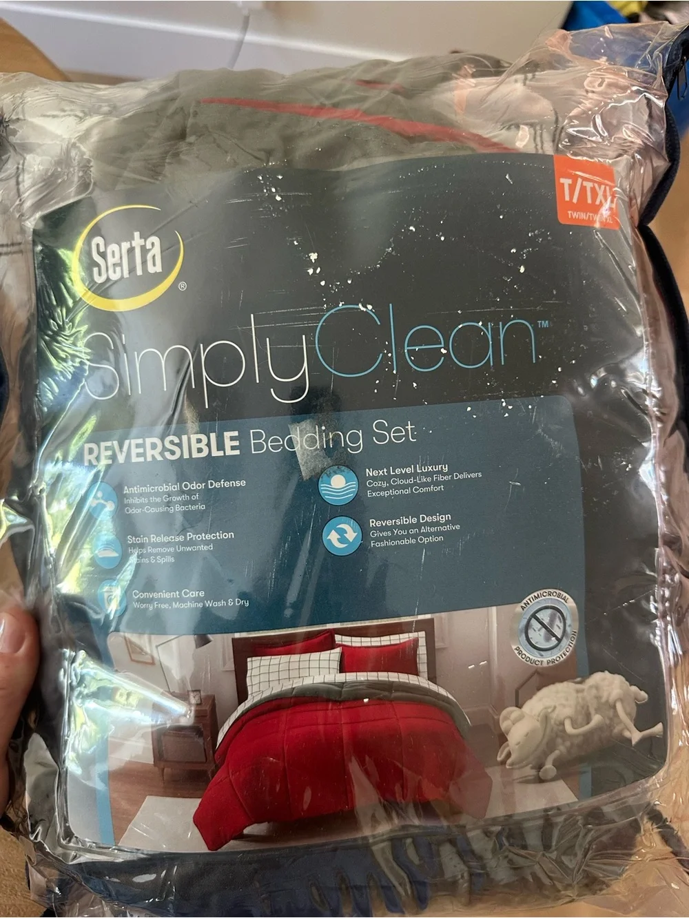 Serta bedding set duvet Simply Clean Reversible Bedding Set - Red gray NEW